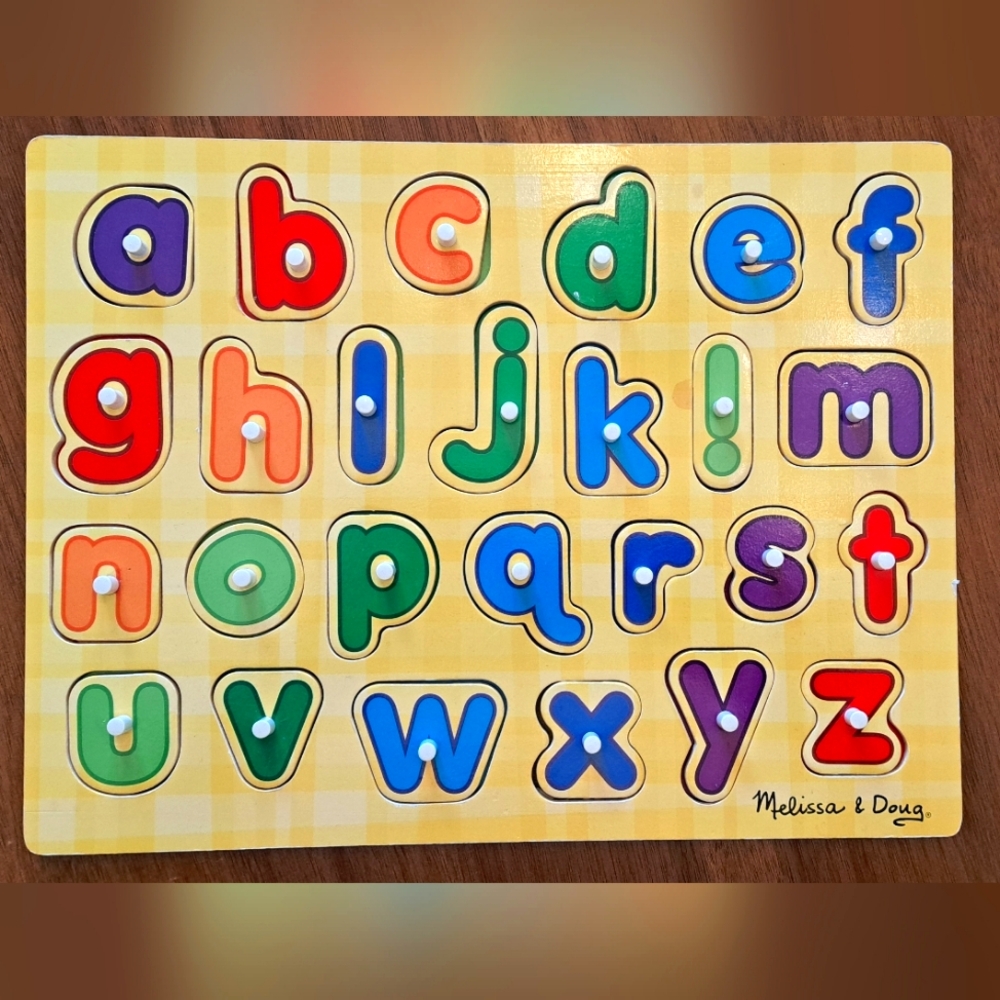 GUC Melissa & Doug Red Alphabet Puzzle Board wood
